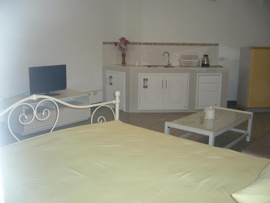 Varios Room-chan Kim Don Mueang Guest House Tri
