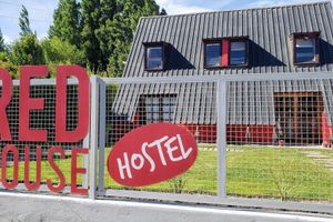 Alojamiento - Red House Hostel