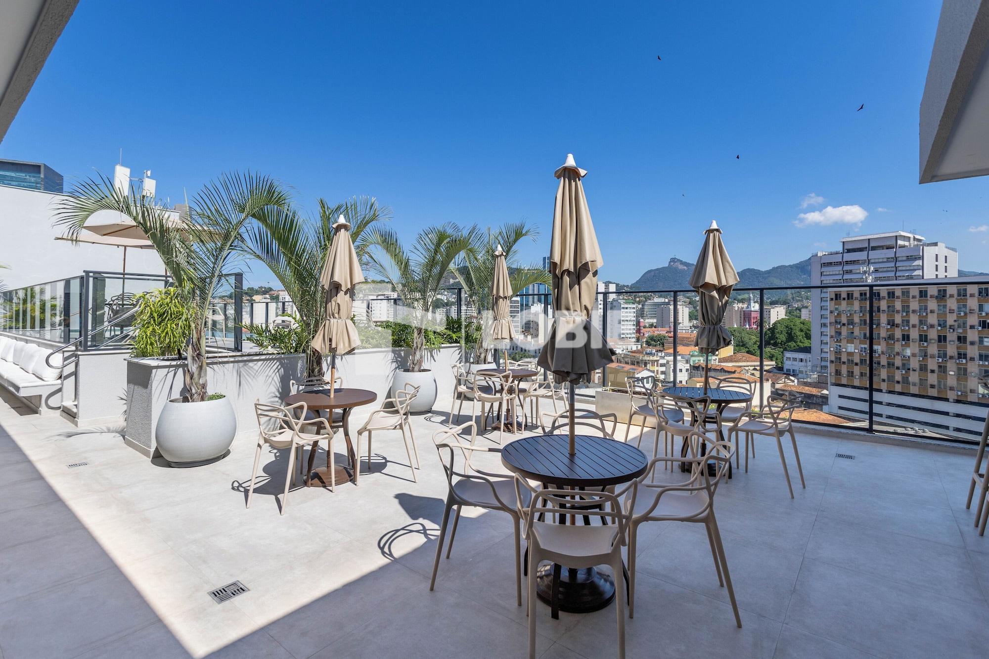 Vista Piscina Lobie Bueno Studios Lifestyle