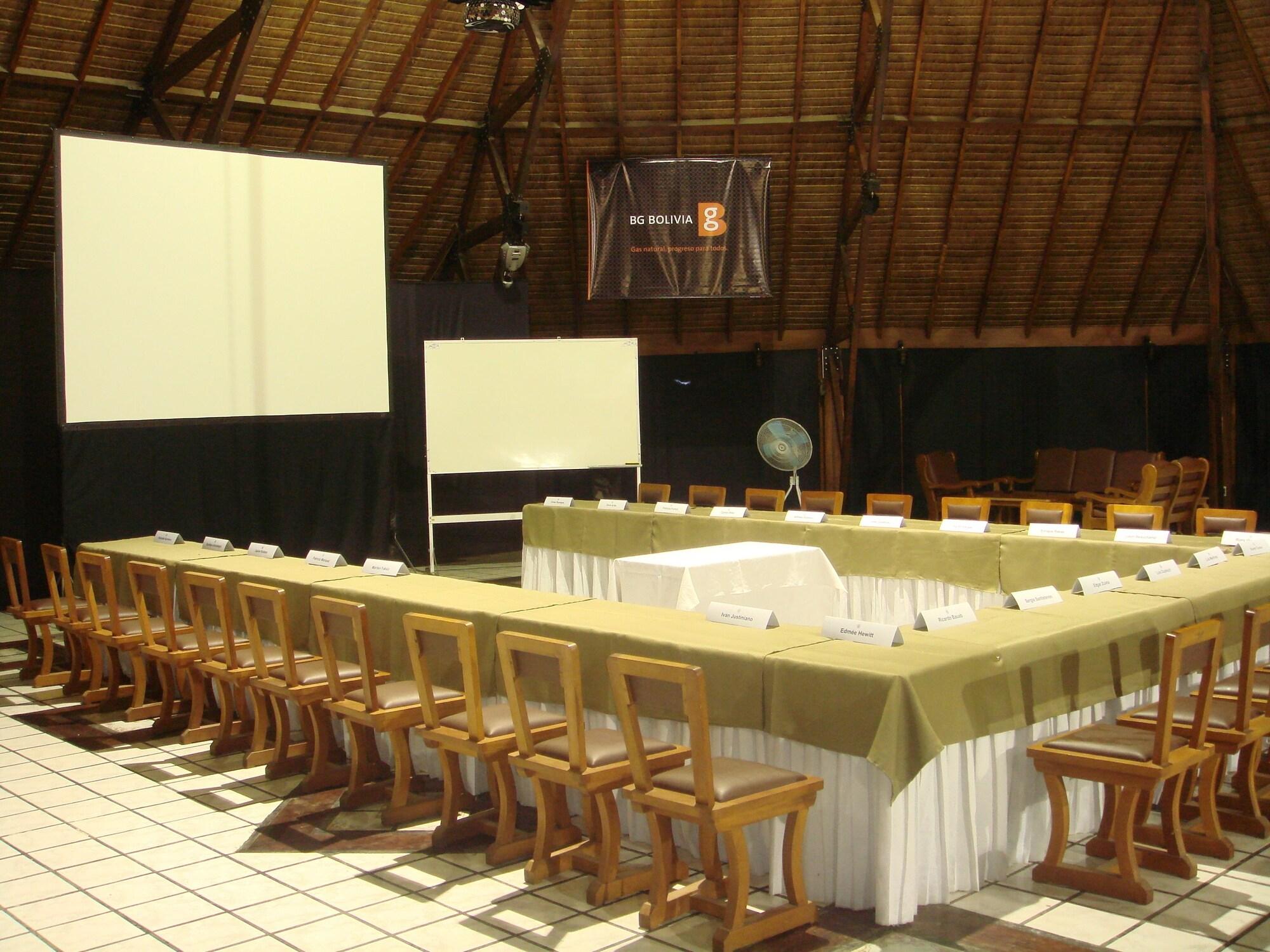 Sala de Reuniones Hotel Rio Selva Resort Santa Cruz