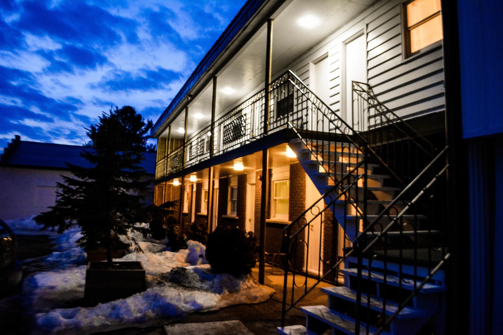 Varios The Shawville Hotel