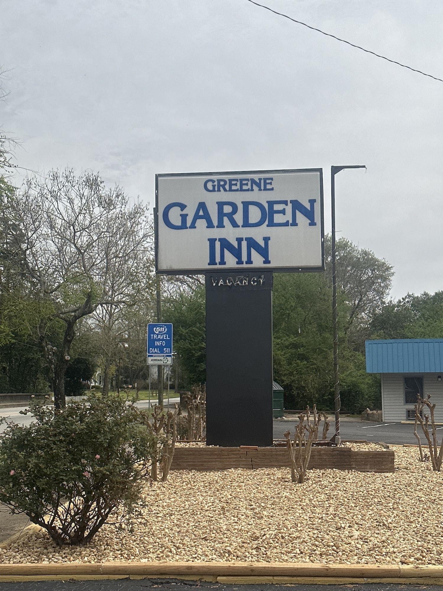 Varios Green Garden Inn