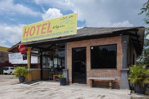 Alojamiento - OYO 90080 Kay Inn Kerteh