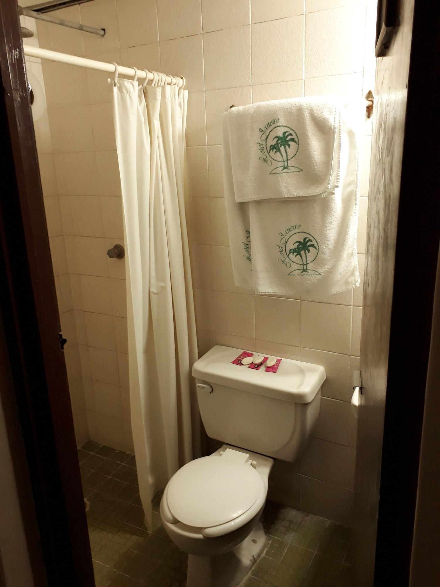 Equipamiento de Habitación Hotel Janeiro