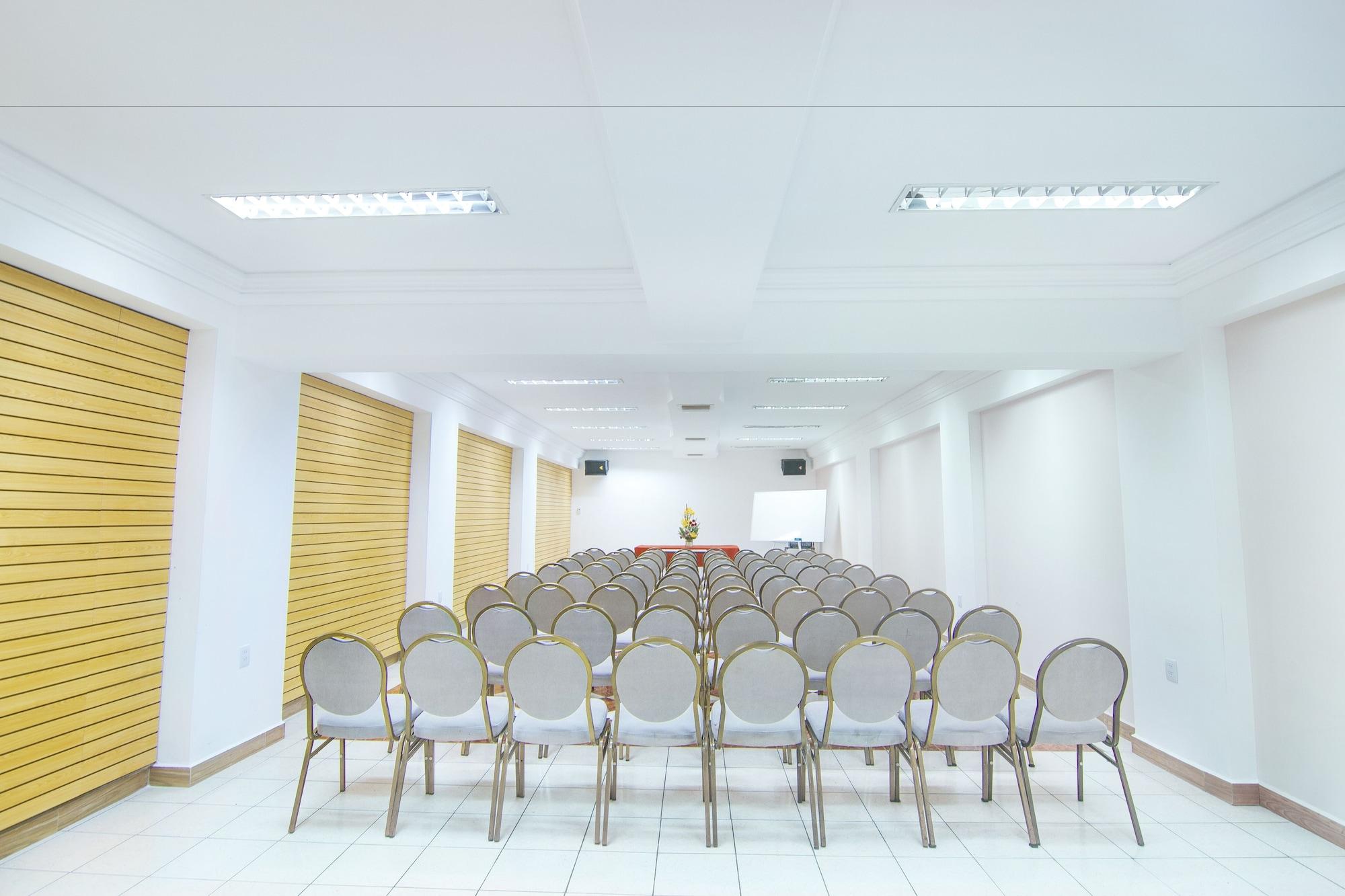 Sala de Reuniones Hotel Regina