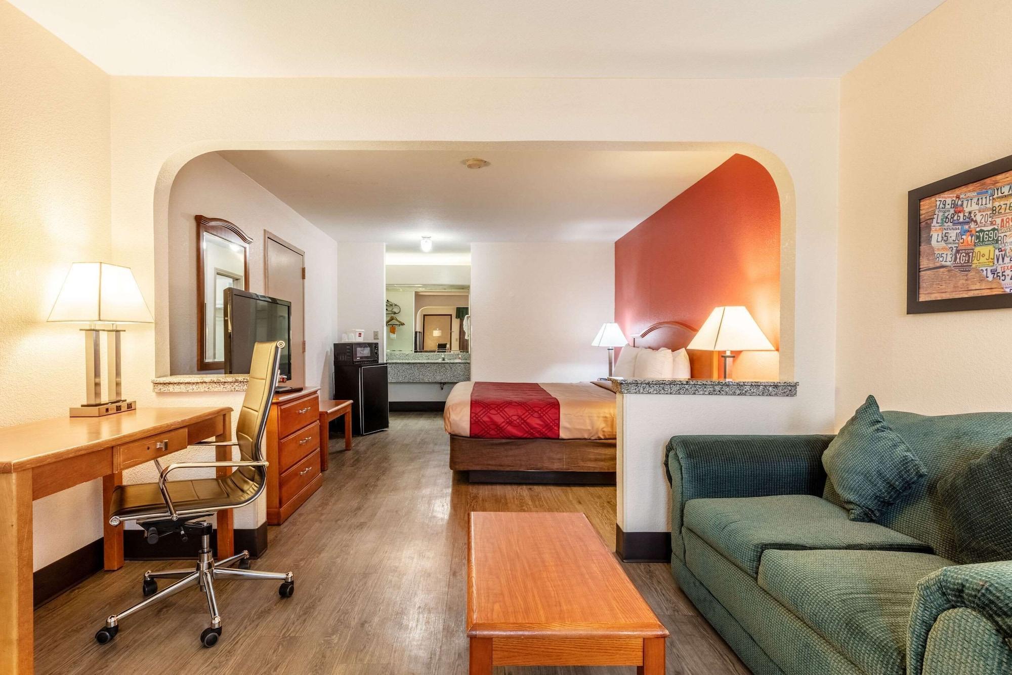 Habitación Econo Lodge Inn & Suites Memphis East