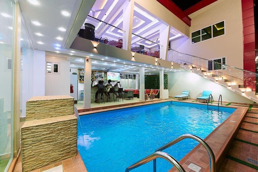 Vista Exterior Kings Villagio Hotel