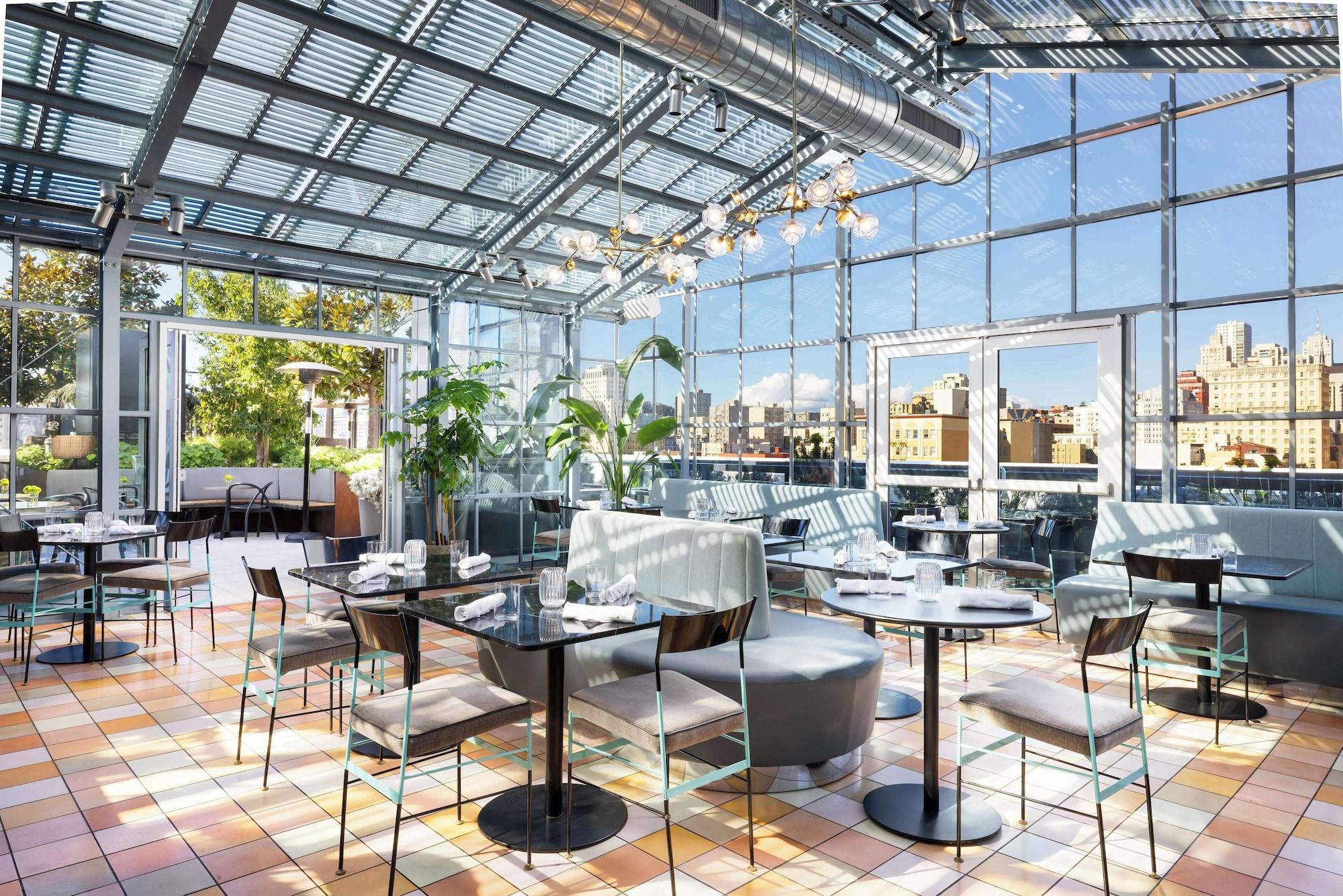 Restaurant Timbri Hotel San Francisco, Curio Collection by Hilton