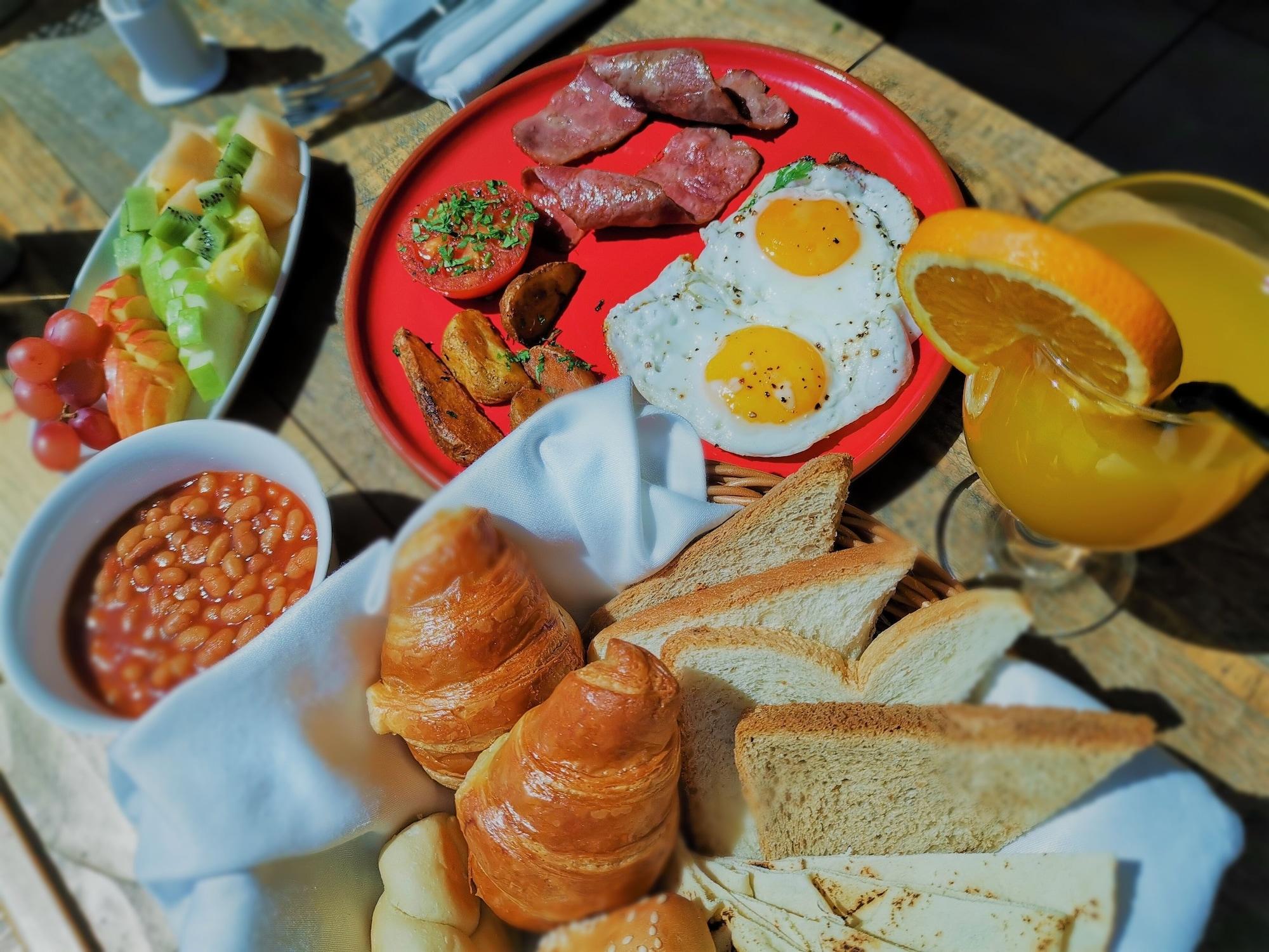 Restaurant ARMADA AVENUE HOTEL