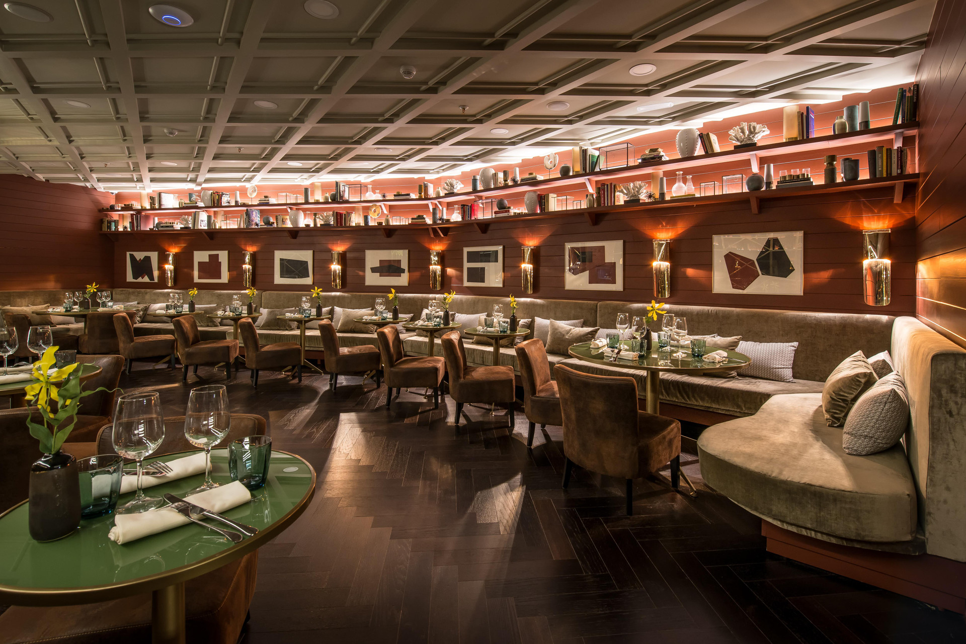 Restaurant Vincci Mae