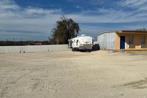 Alojamiento - Apollo Lodge and RV Park