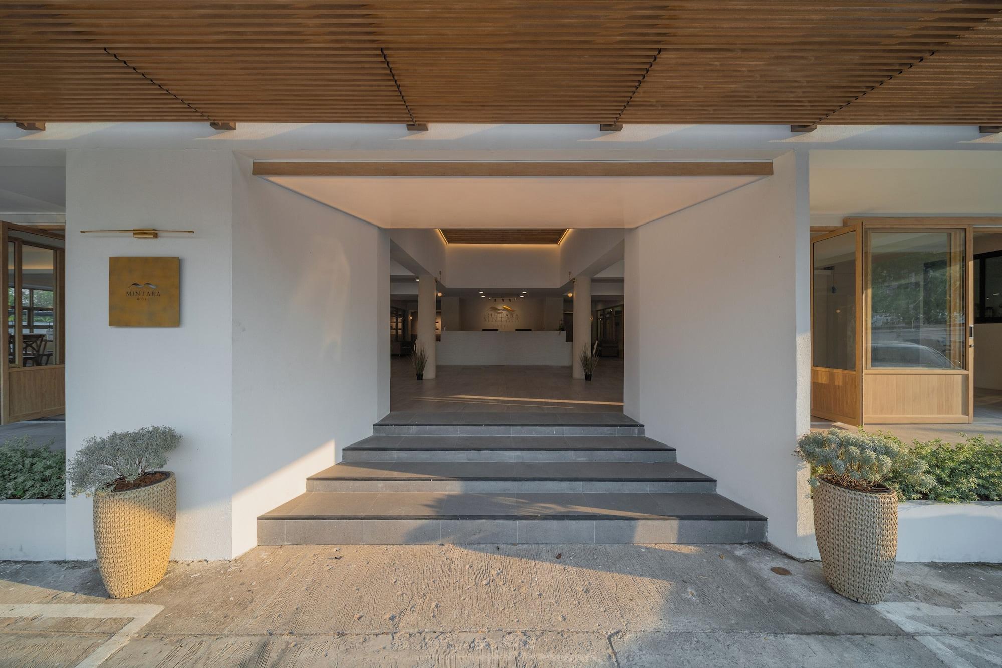 Vista Exterior Mintara Hotel