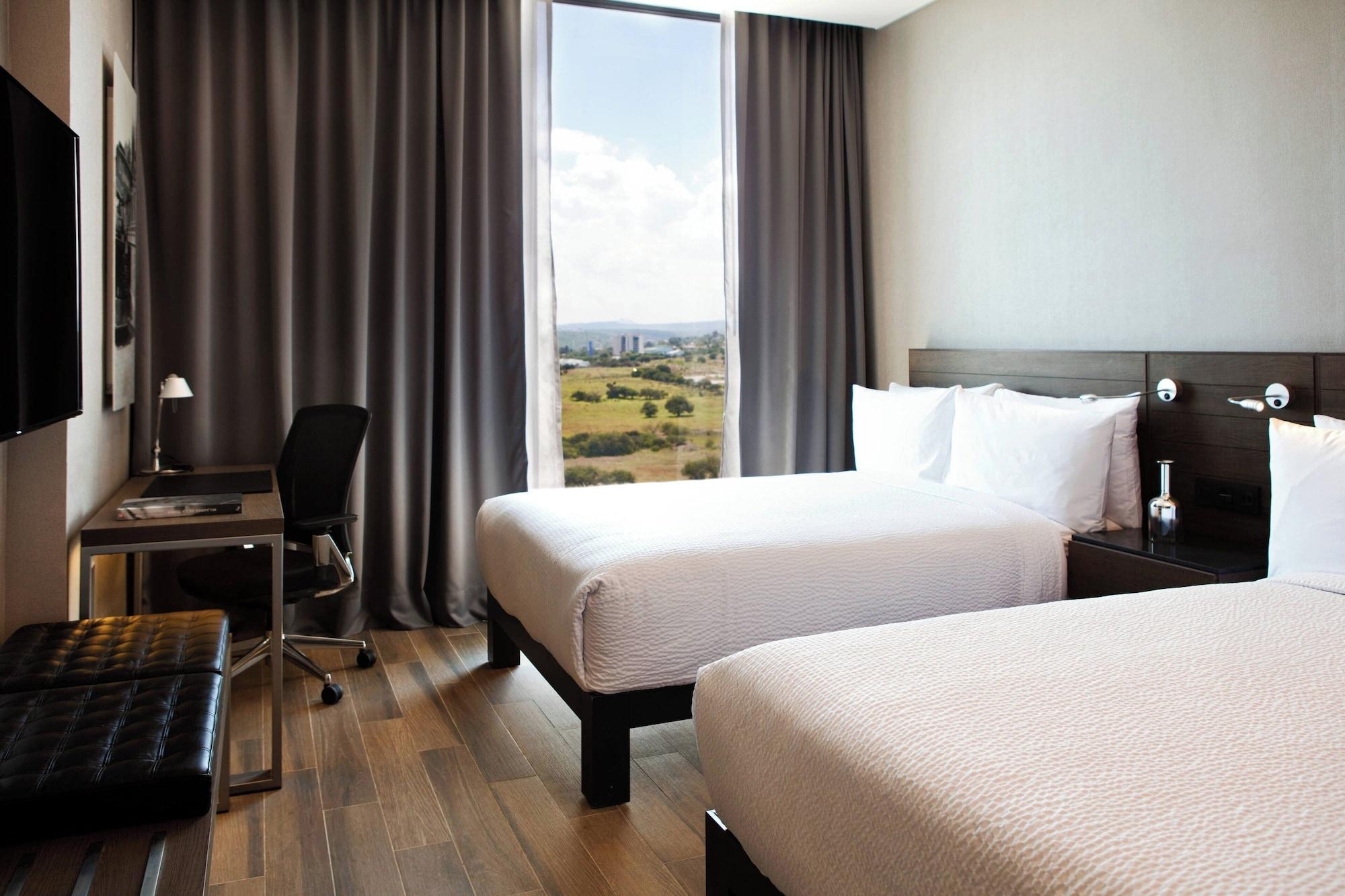 Habitación AC Hotel by Marriott Queretaro Antea
