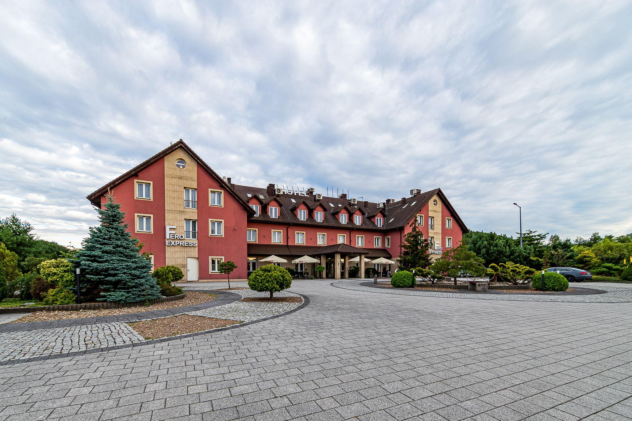 Vista Exterior Hotel Fero Express