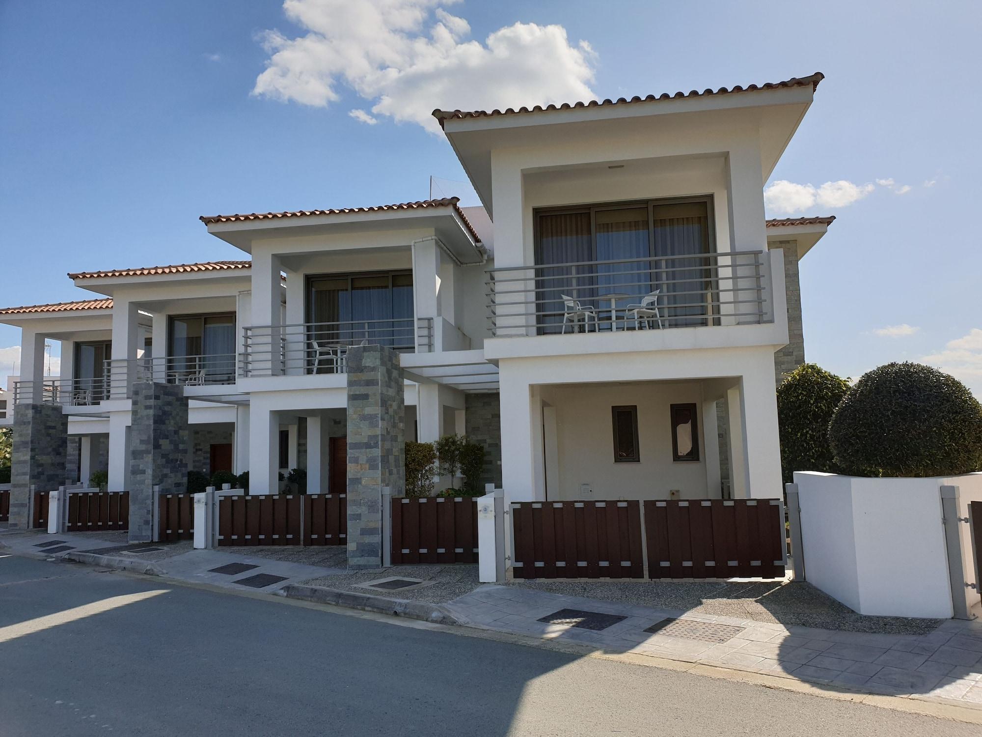 Vista Exterior Atlantis Gardens Apartments & Villas