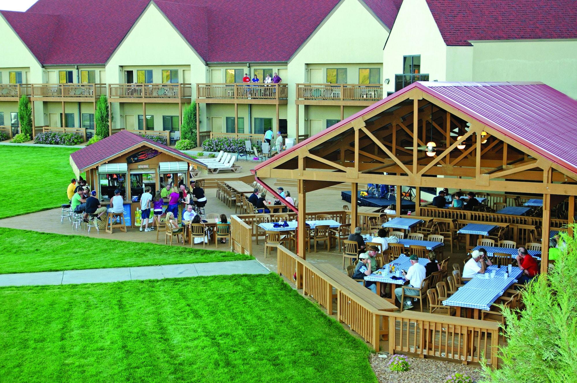 Restaurant Arrowwood Resort at Cedar Shore