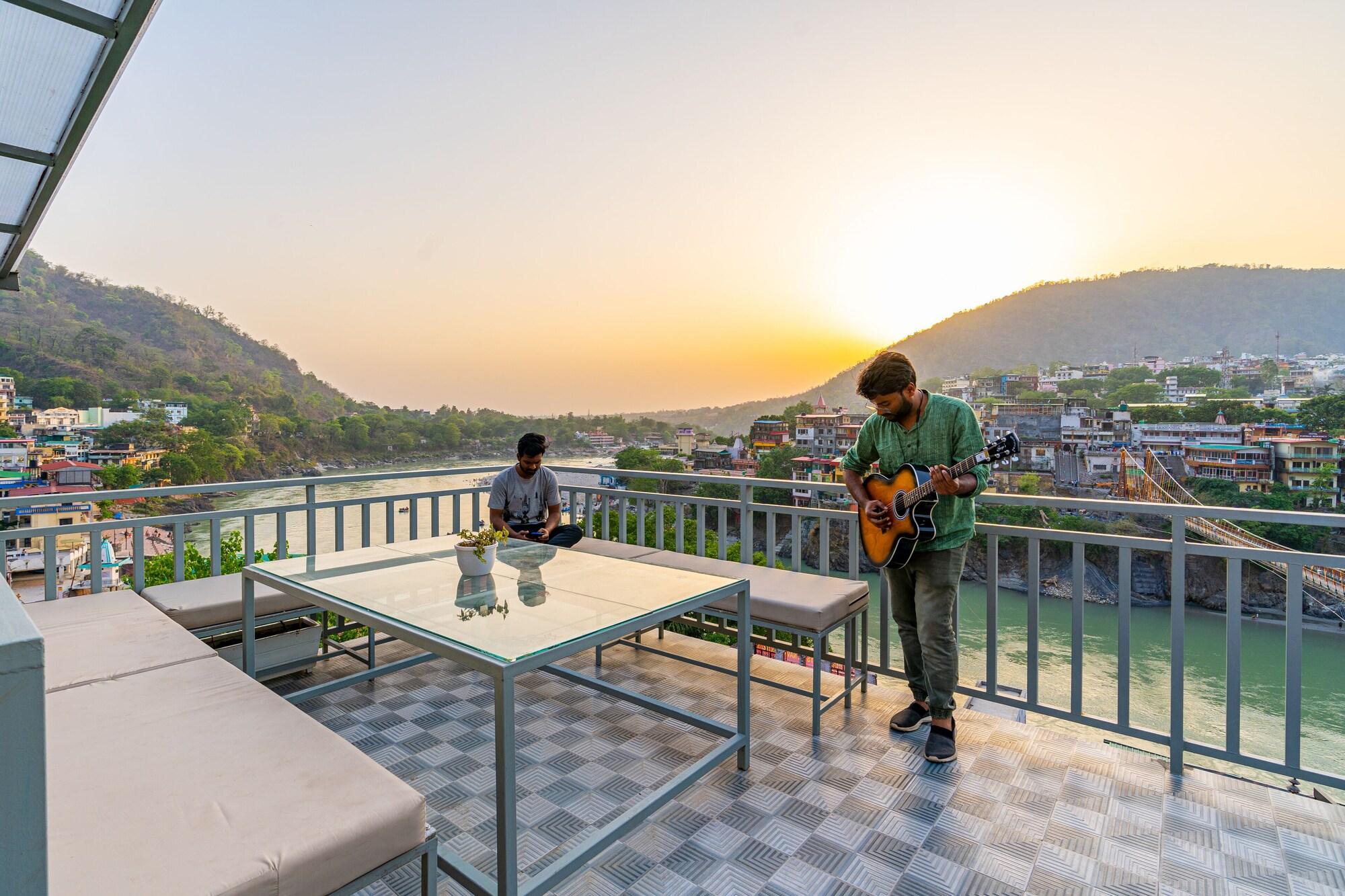 Varios Madpackers Rishikesh
