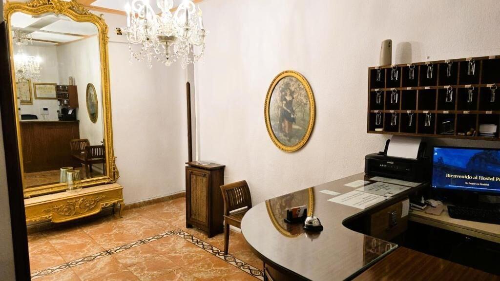 Vista Lobby Hostal Prada