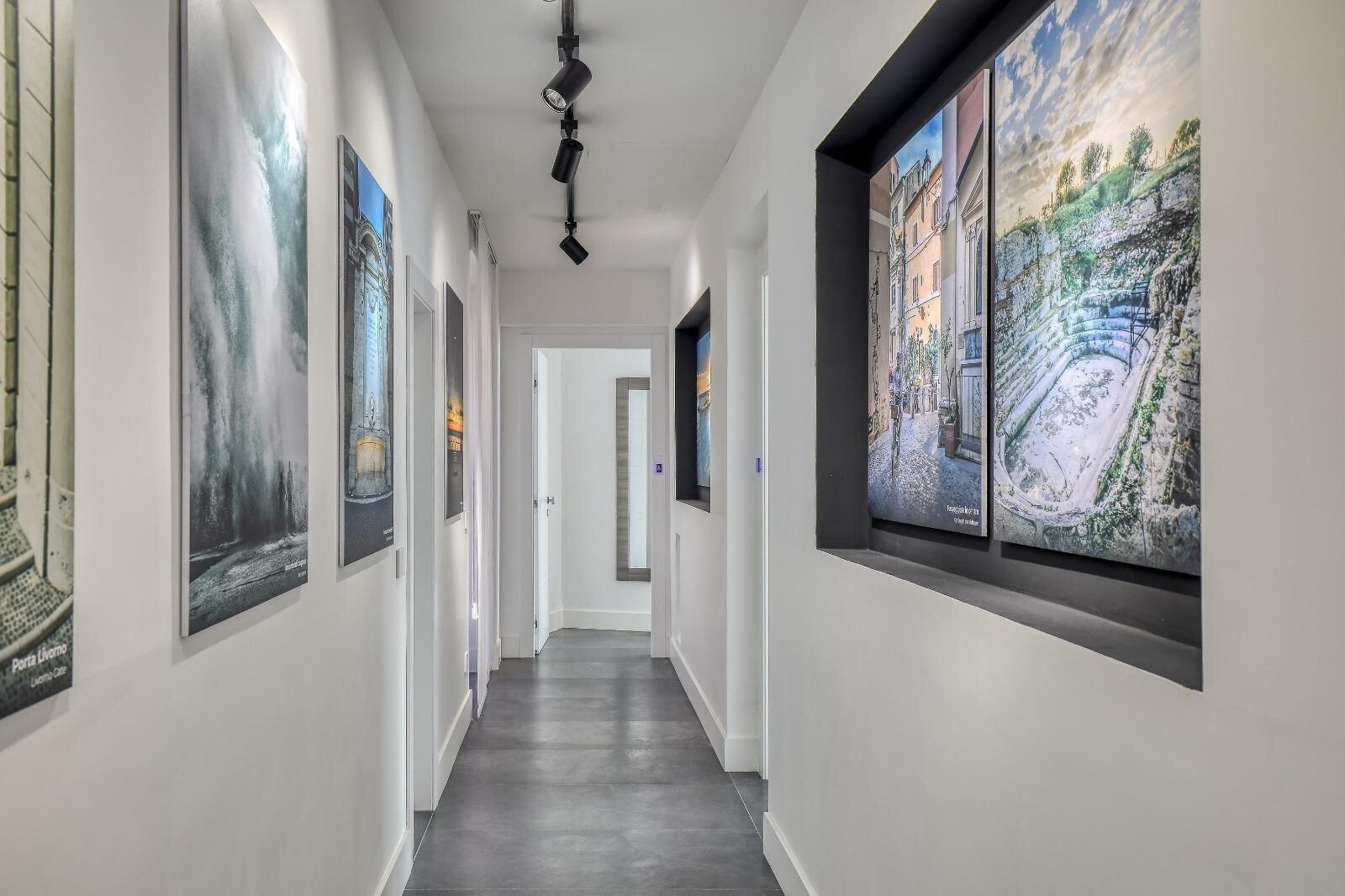 Varios Gallery Suite