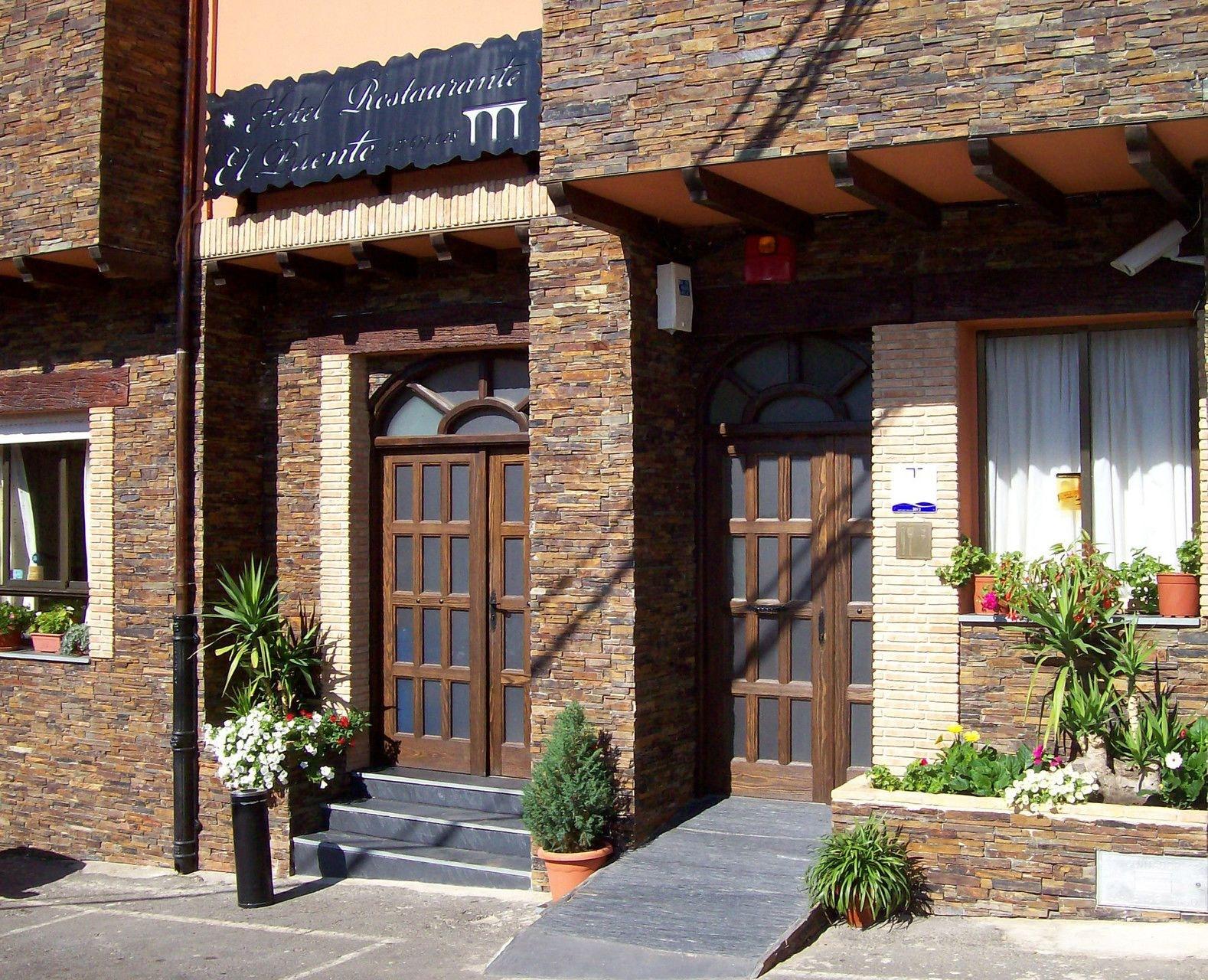 Varios Hotel El Puente