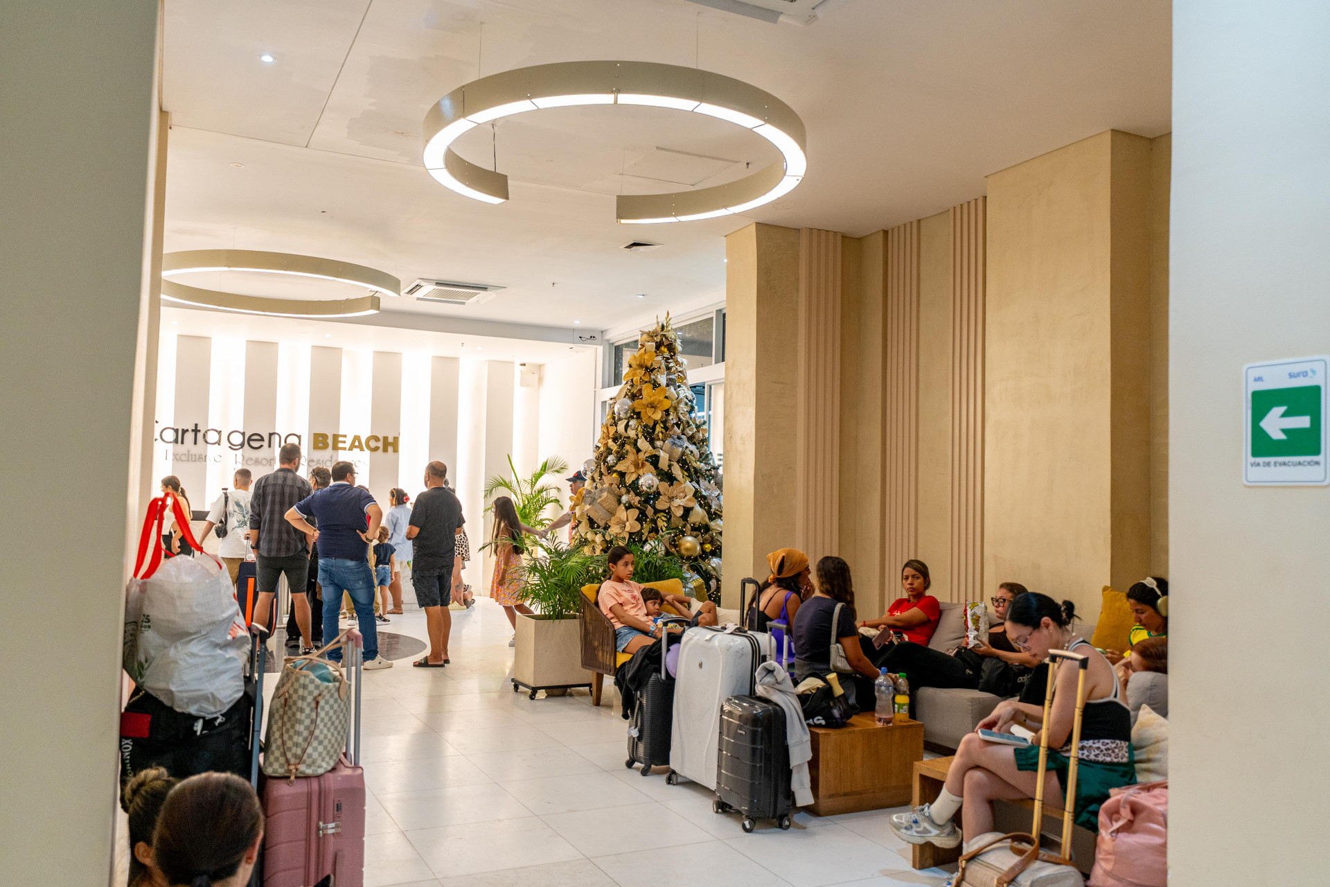 Vista Lobby Suite elegante y cómoda en la Magica Cartagena