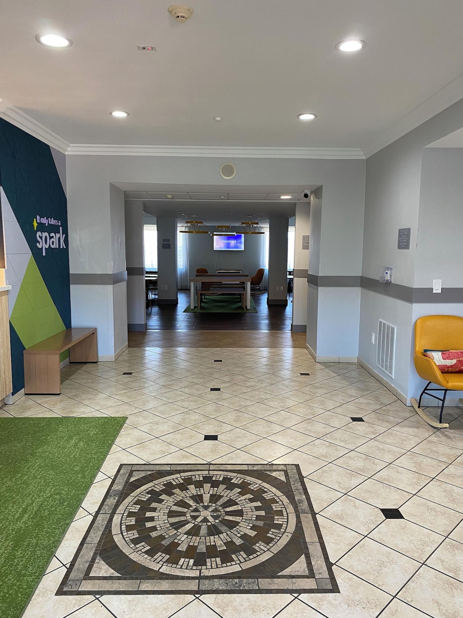 Vista Lobby Spark by Hilton Yucca Valley Joshua Tree