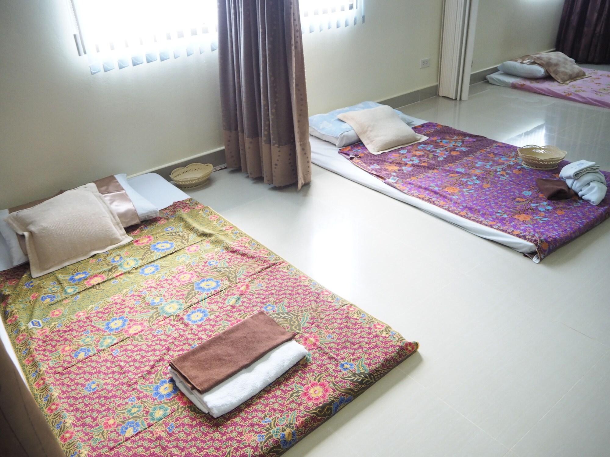 Spa Suksomboon Hotel