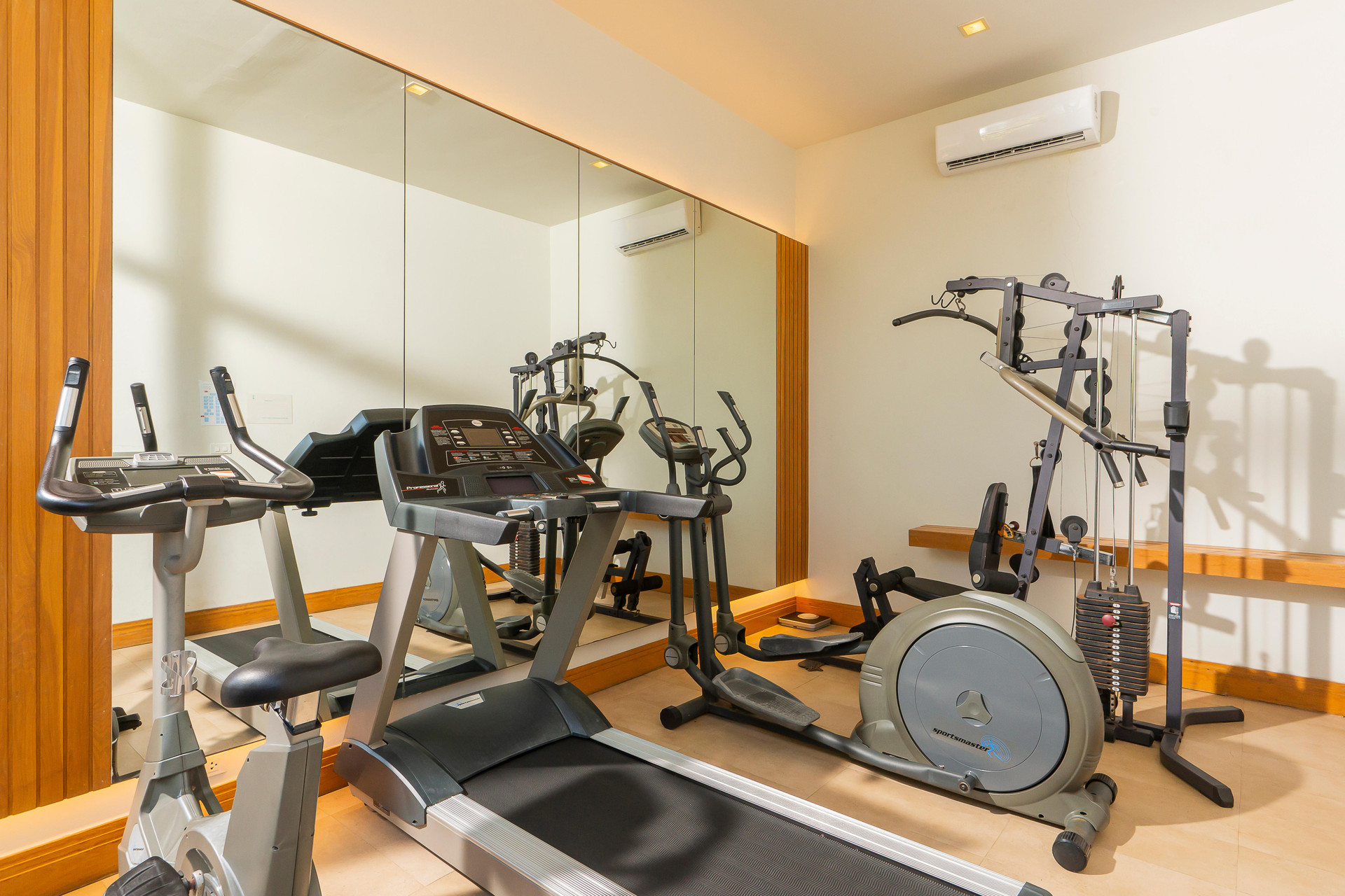 Gimnasio Synergy Samui