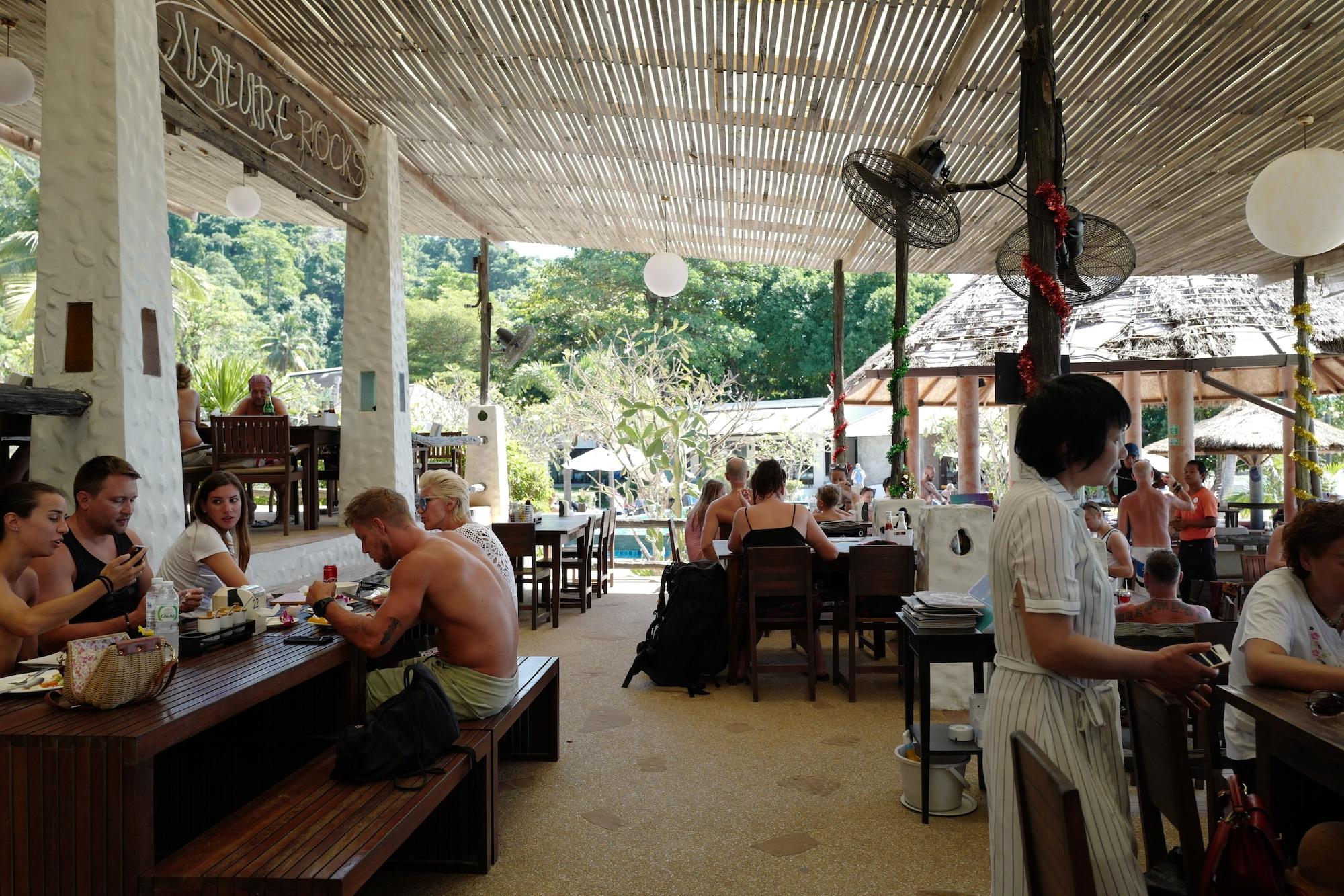 Restaurant Nature Beach Resort