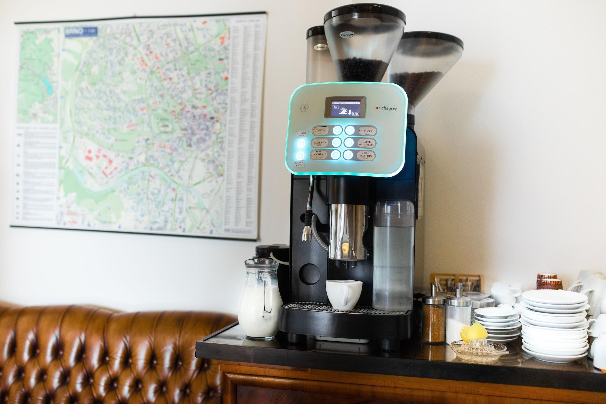 Bar/Salón Hotel and Apartments Jacob