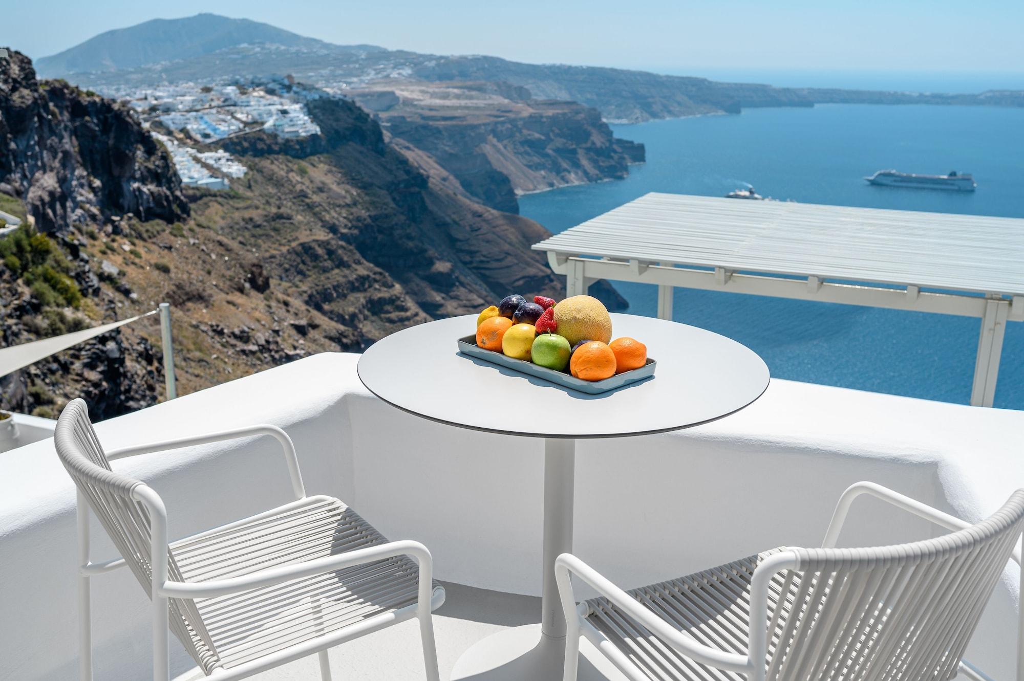 Playa Iconic Santorini by Sandglass