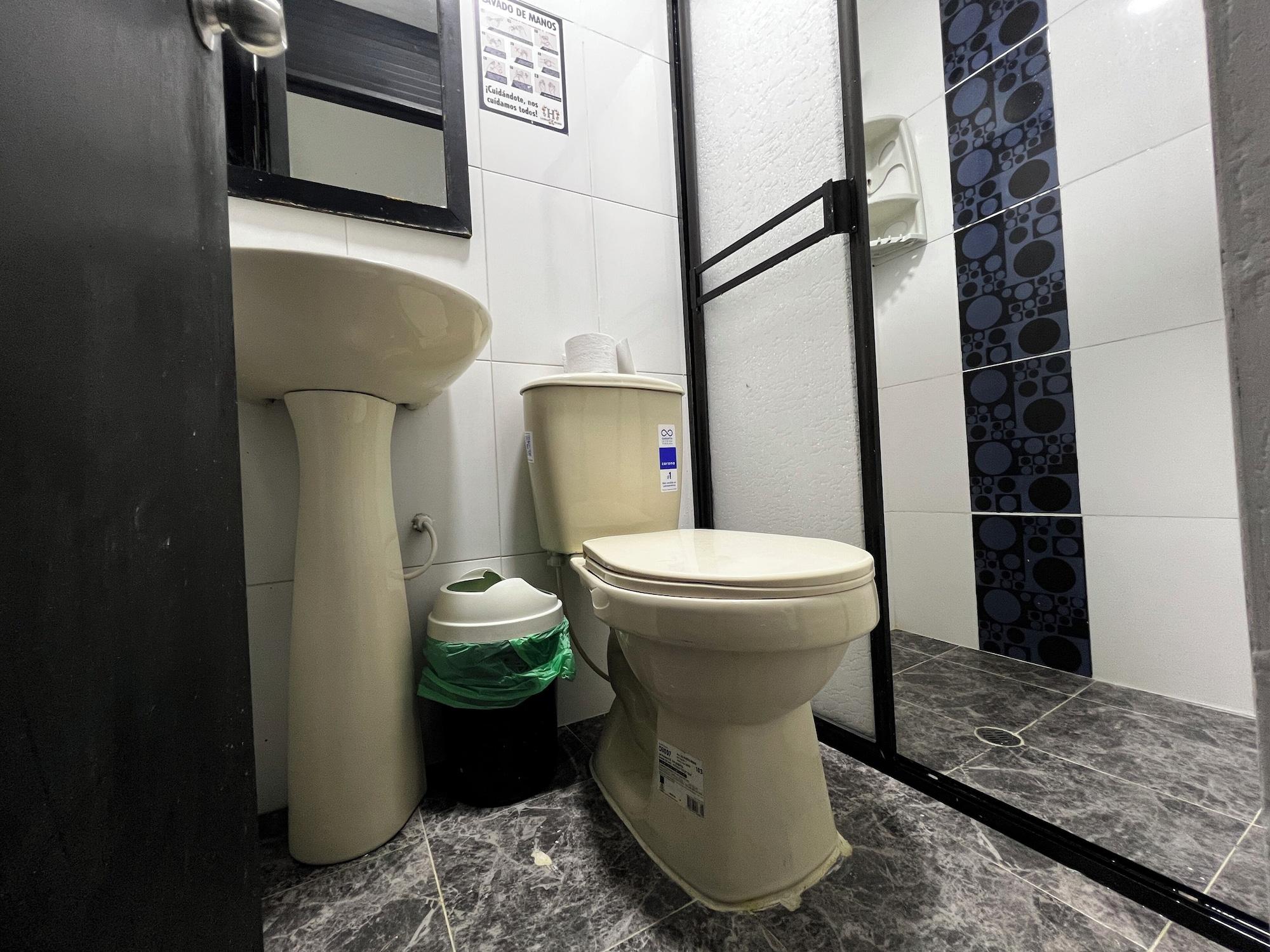 Equipamiento de Habitación Hotel Laureles de Aburra Medellin