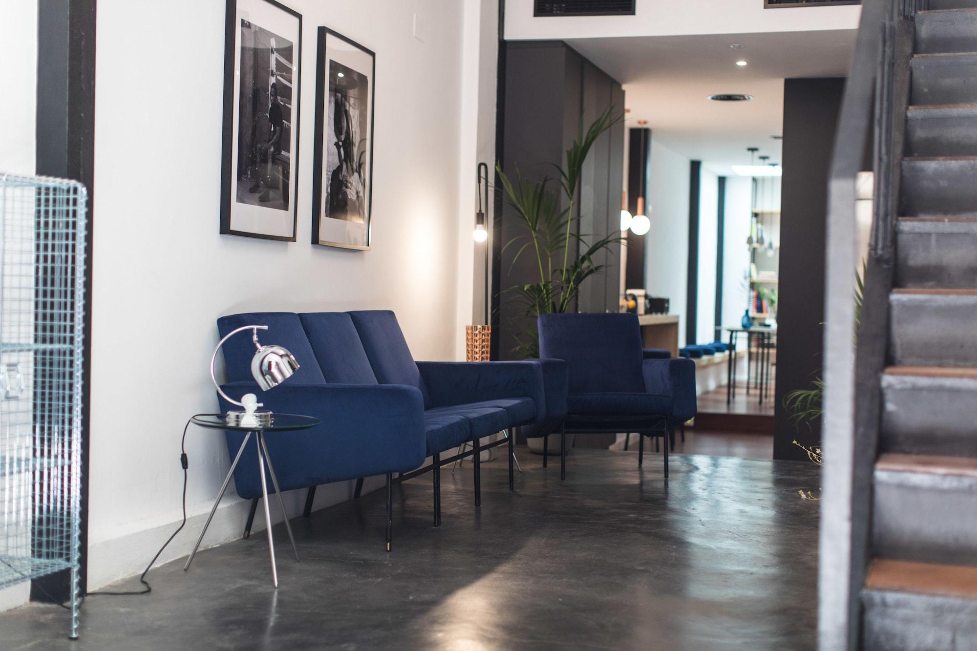 Bar/Salón Bubusuites