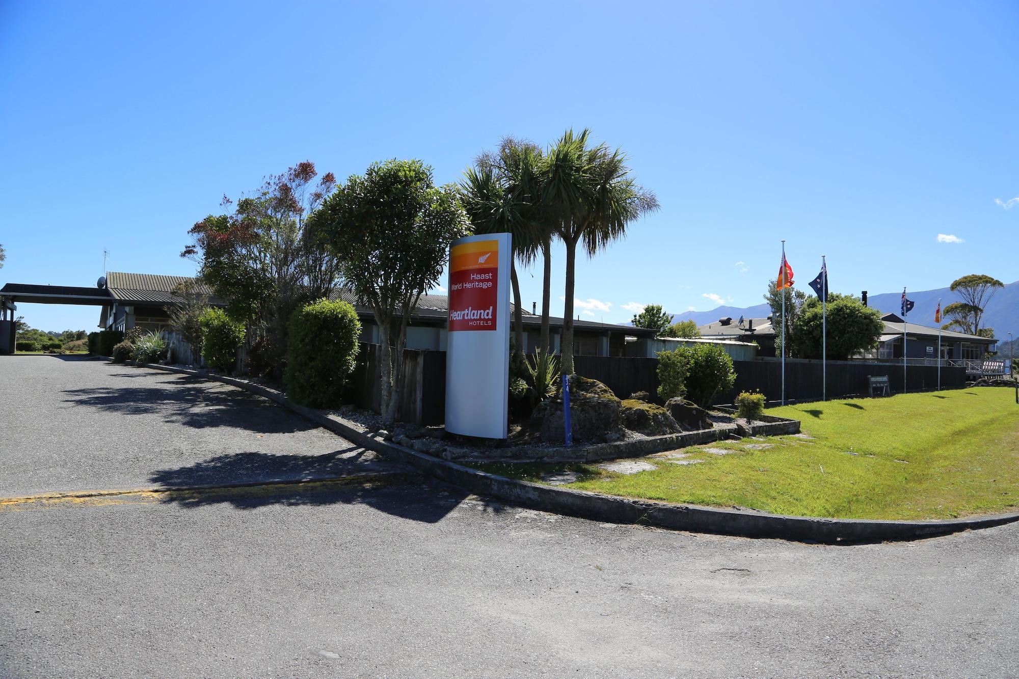 Vista Exterior Heartland Hotel Haast
