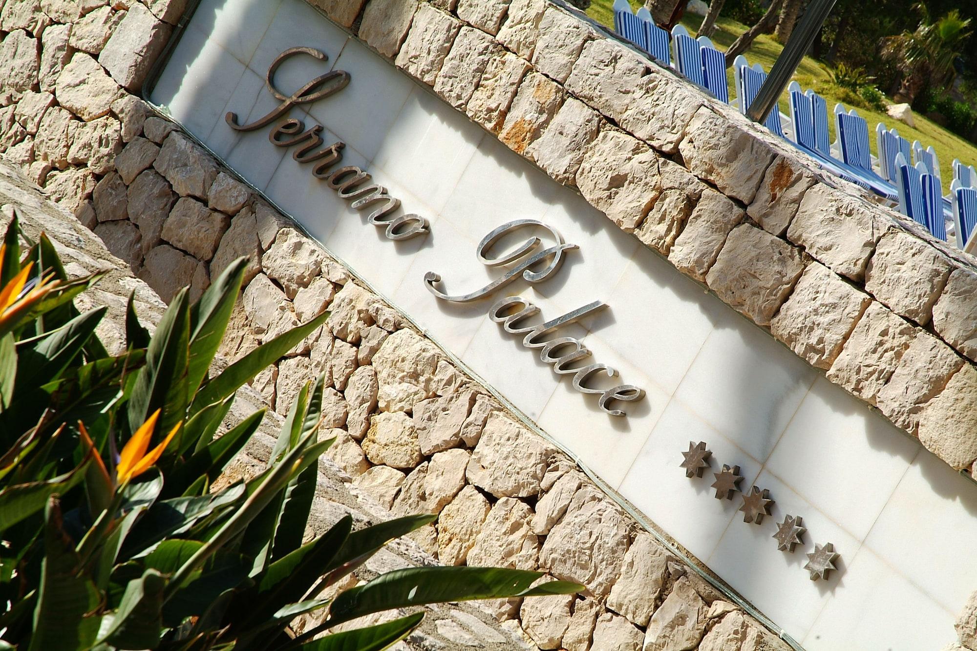 Vista Exterior Hotel Serrano Palace