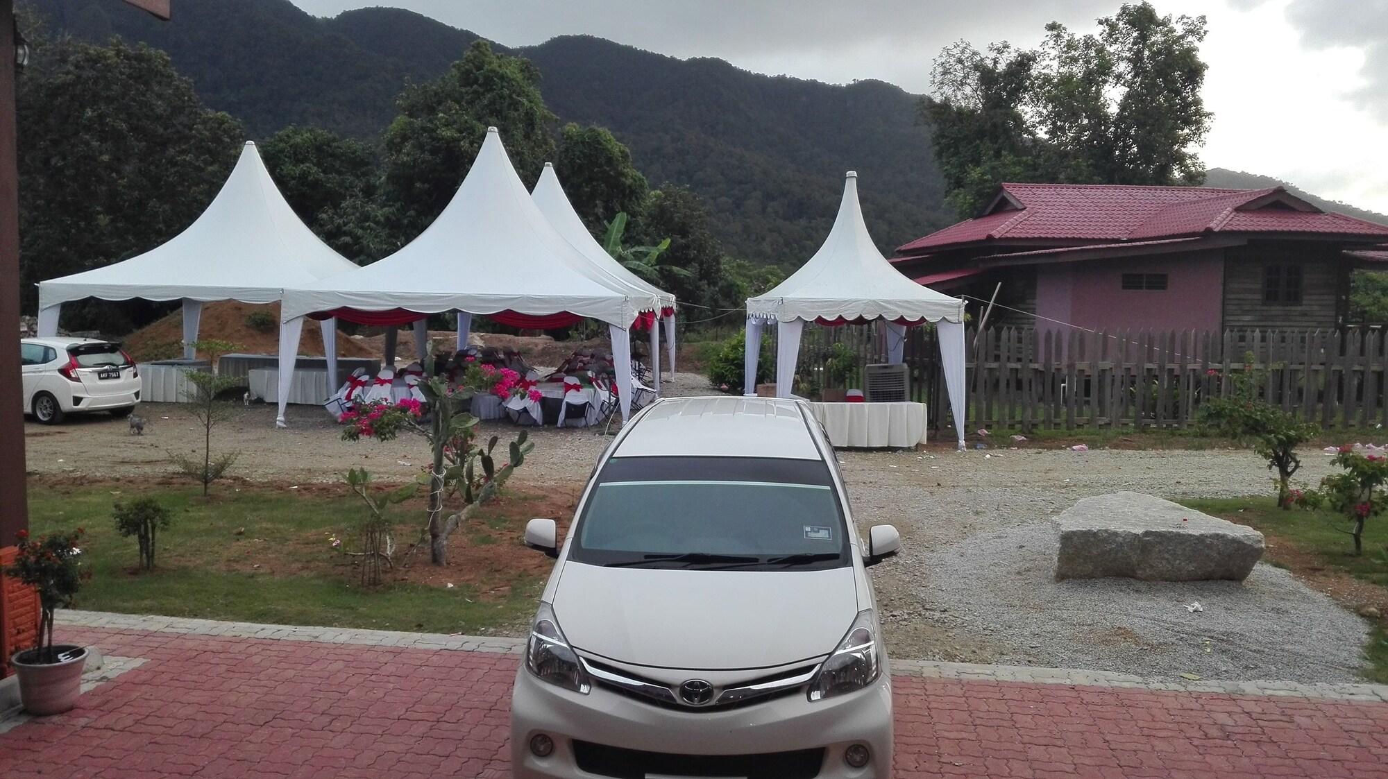 Salón de Baile Padimas Villa @Datai Valley
