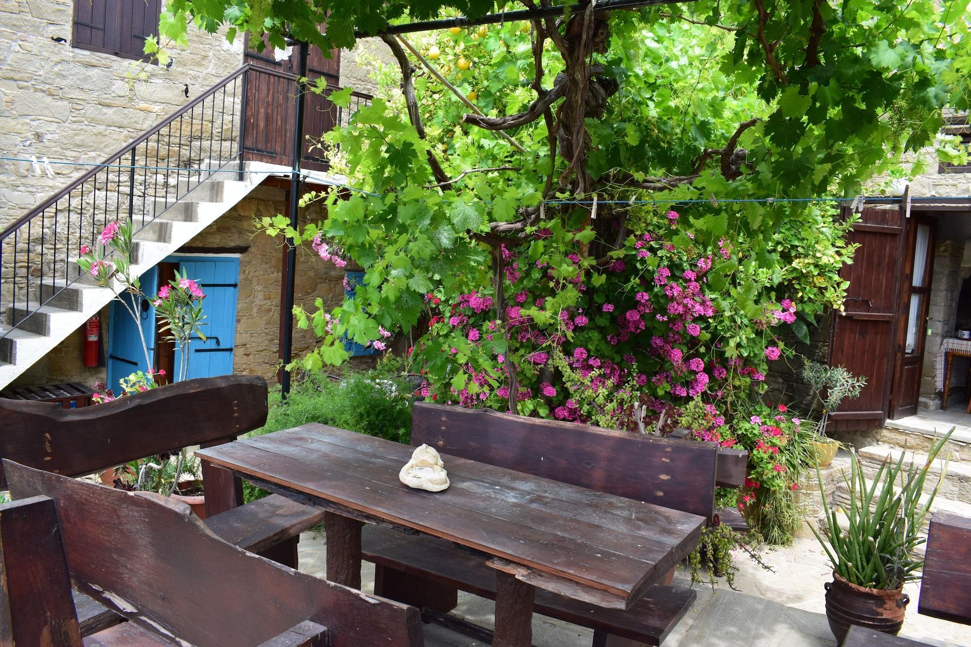 Restaurant Vasilopoulos House