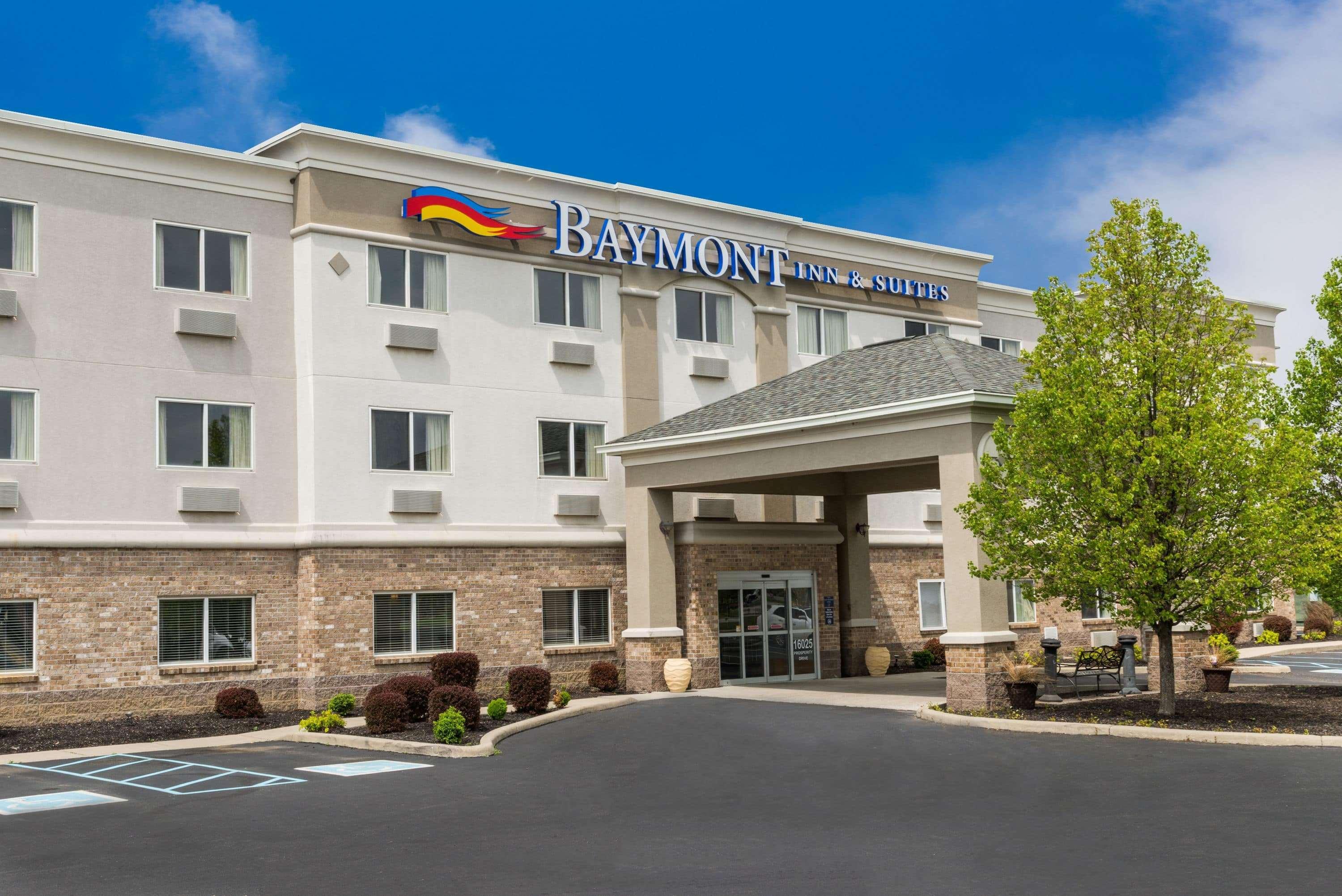 Vista Exterior Baymont By Wyndham Noblesville