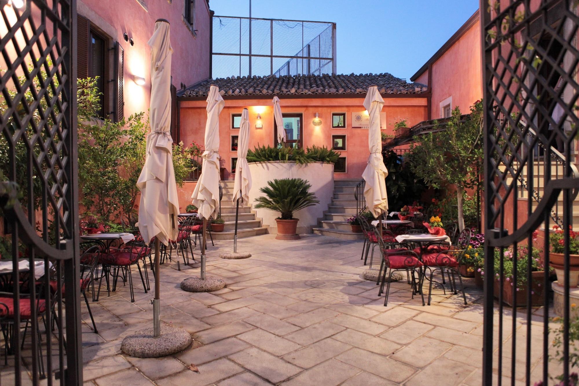 Varios Hotel Il Barocco