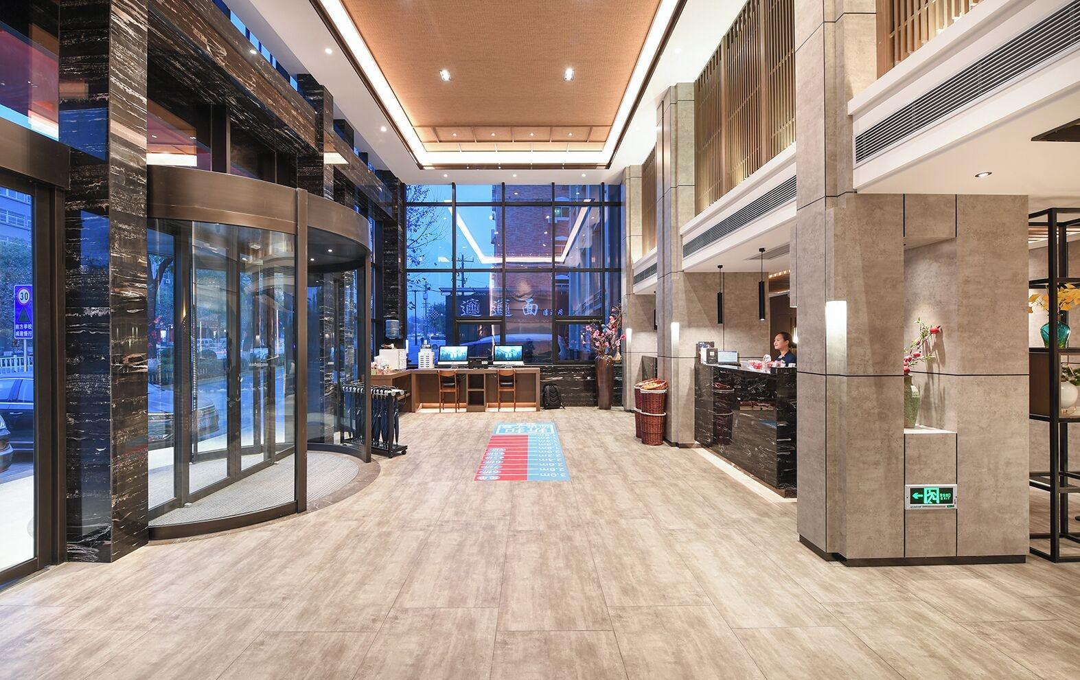 Vista Lobby MeihaoHotel TerraCottaWarriorsHuaqing