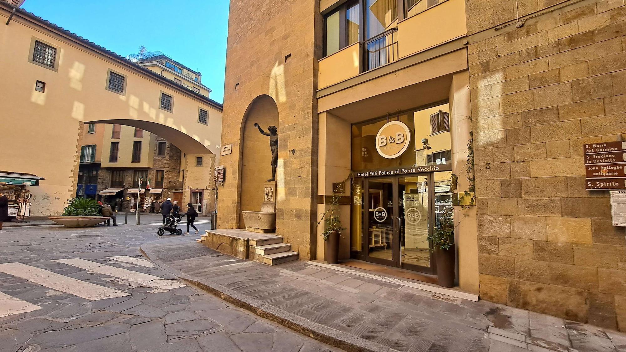 Vista Exterior B&B Hotel Firenze Pitti Palace al Ponte Vecchio