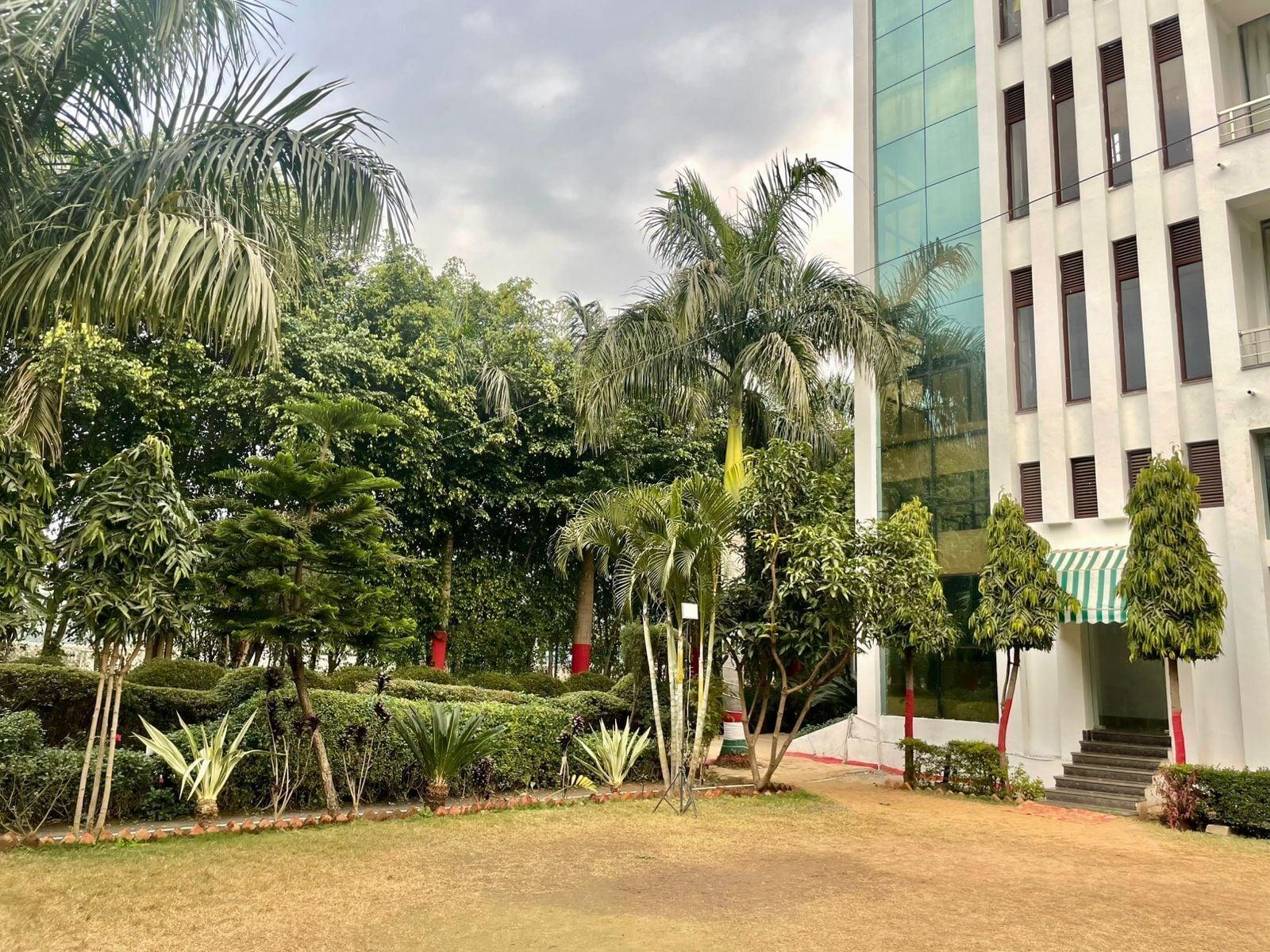 Vista Exterior Winsome Resort & Spa