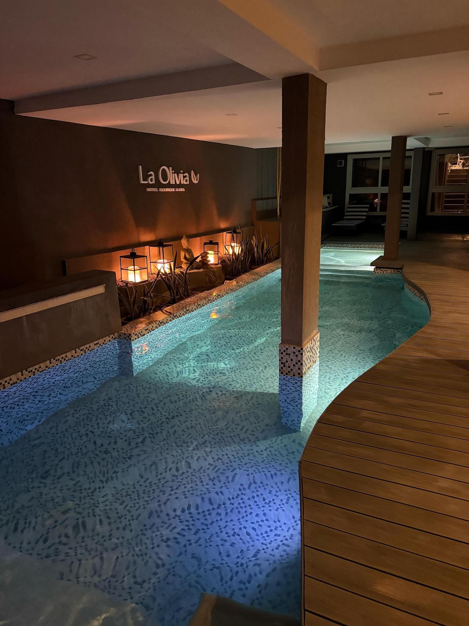 Vista Piscina La Olivia Hotel Boutique & Spa
