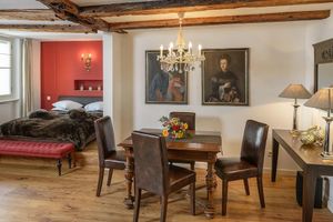 Alquiler Vacacional - Romantic old town apartment