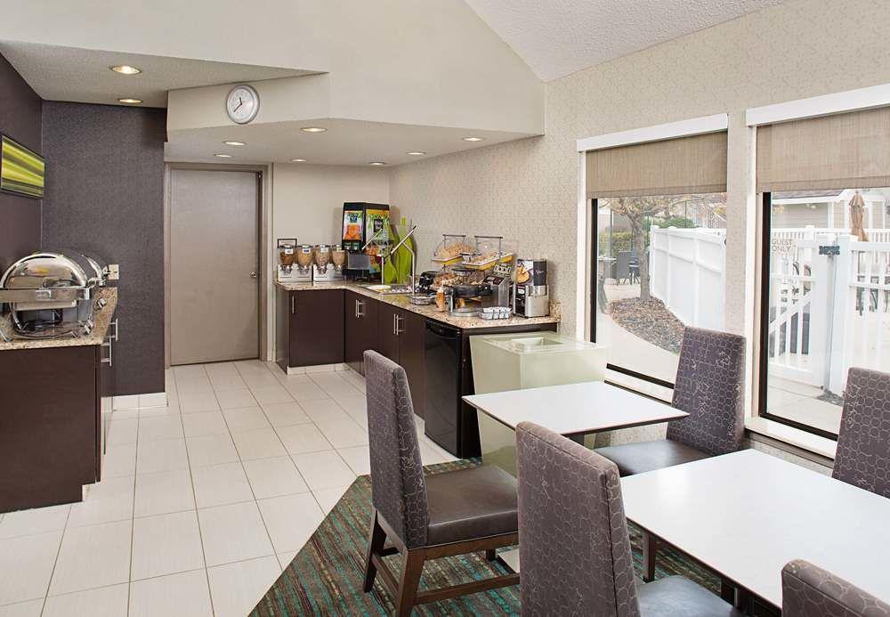 Restaurant Residence Inn by Marriott Detroit Troy/Madison Heights