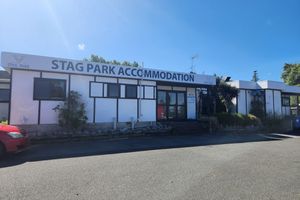 Alojamiento - Stag Park Accommodation