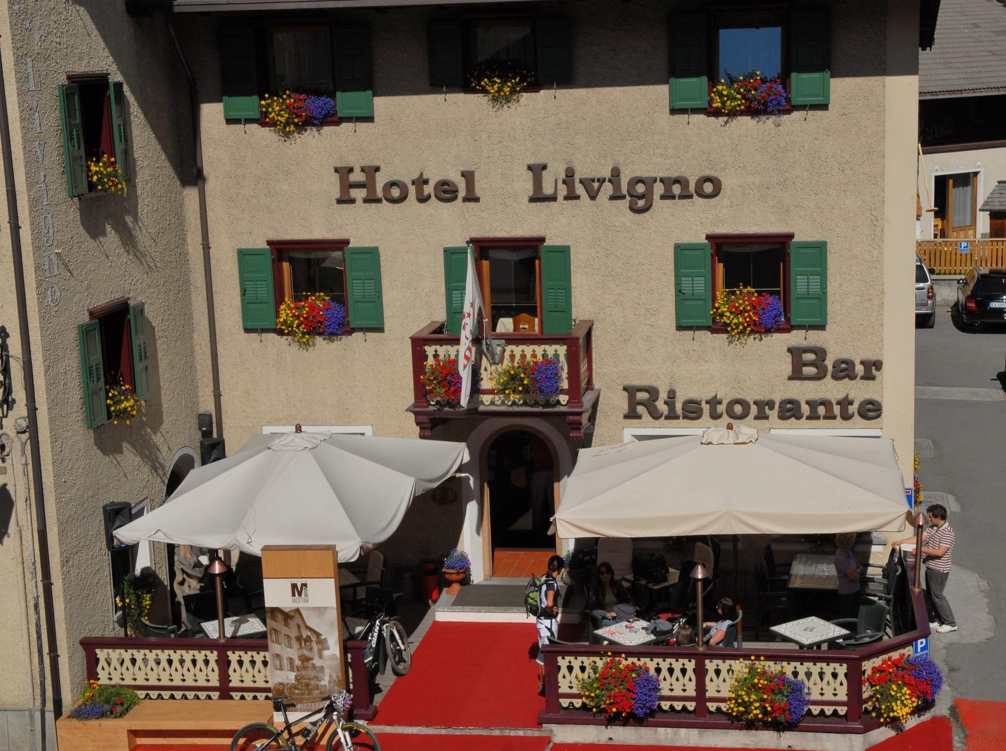 Vista Exterior Hotel Livigno