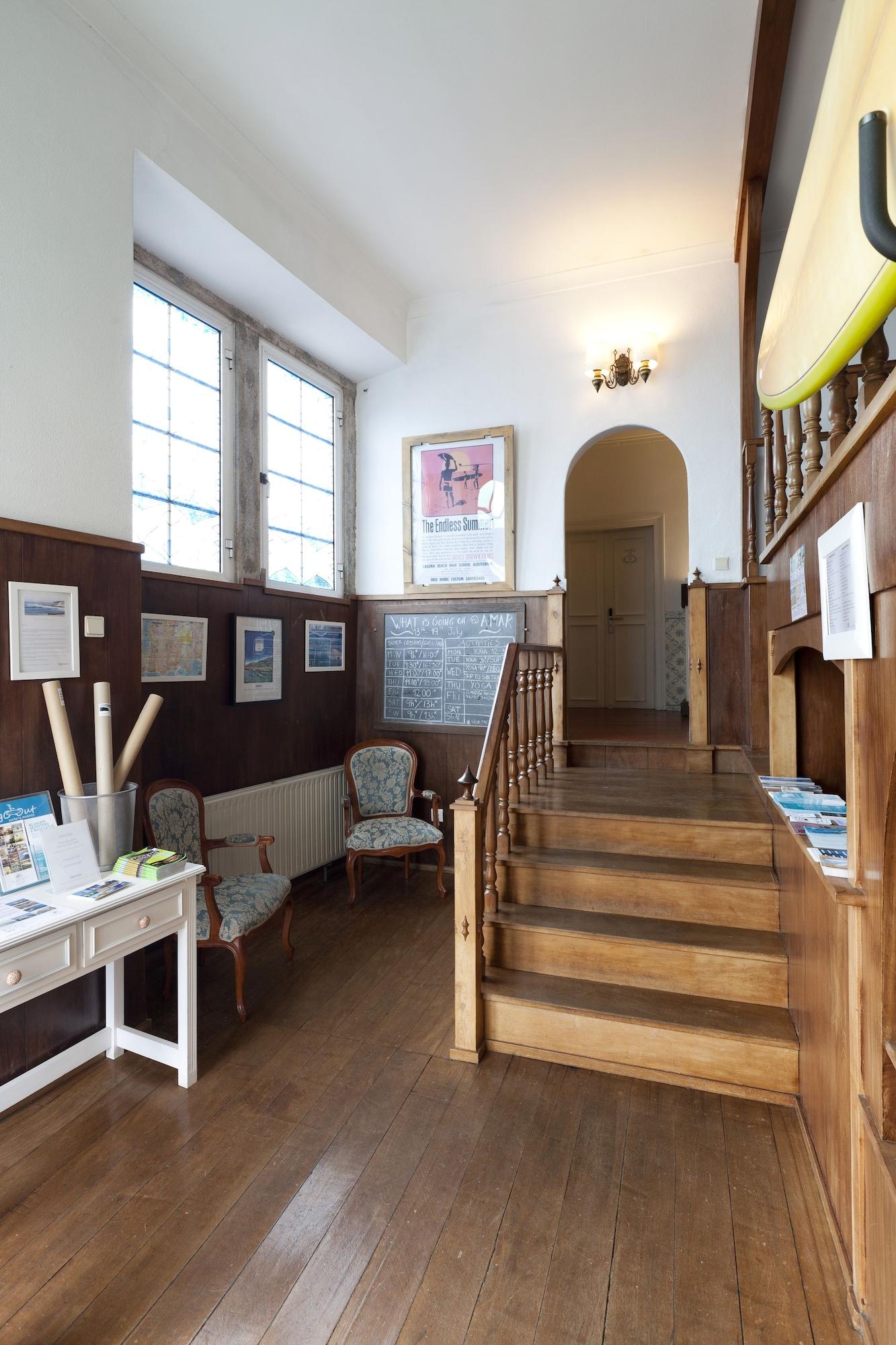 Vista Lobby Amar Hostel, Suites & Surf Camp