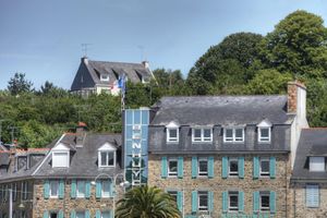 Alojamiento - Hotel Le Benhuyc