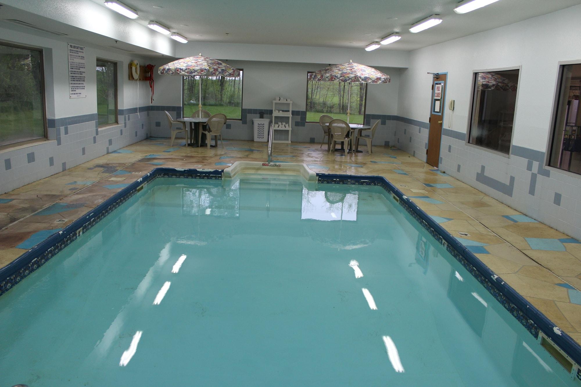 Varios Super 8 by Wyndham Valparaiso